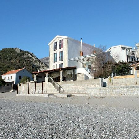 Apartments Galija Petrovac Екстериор снимка