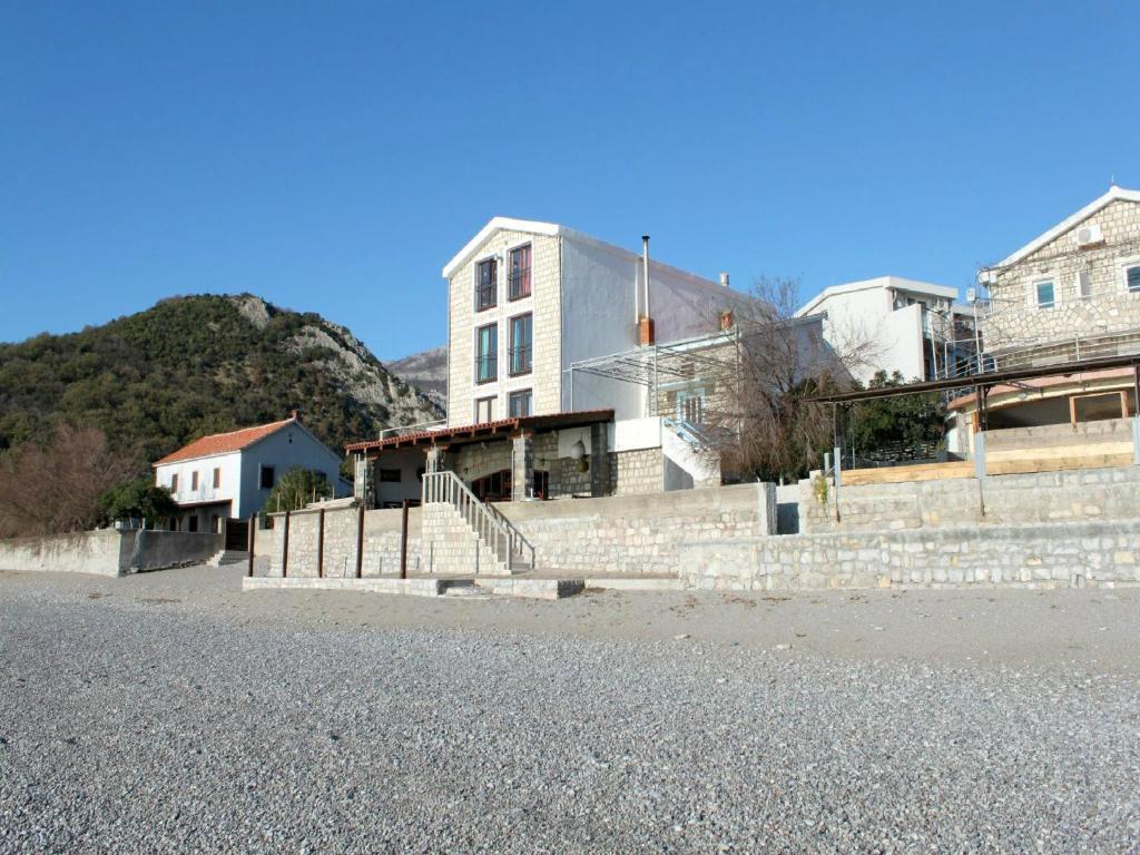 Apartments Galija Petrovac Екстериор снимка