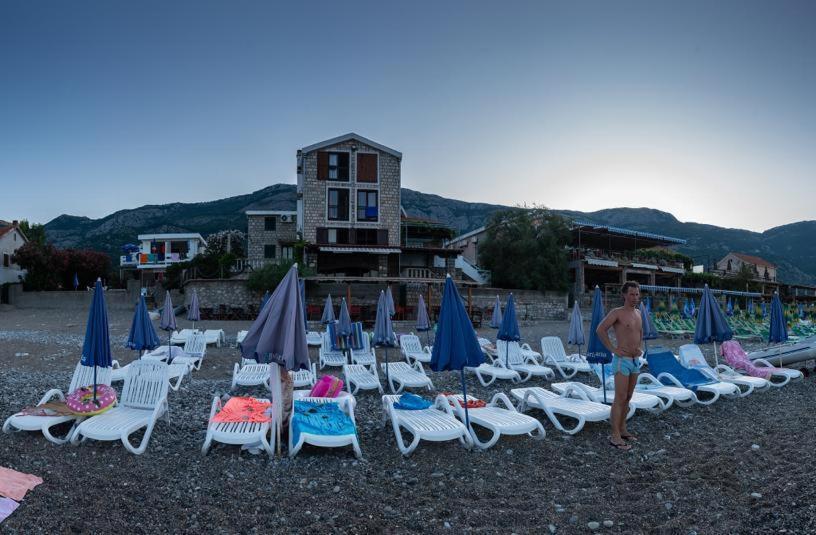 Apartments Galija Petrovac Екстериор снимка