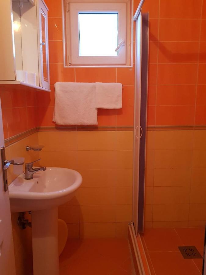 Apartments Galija Petrovac Екстериор снимка