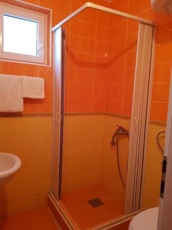 Apartments Galija Petrovac Екстериор снимка